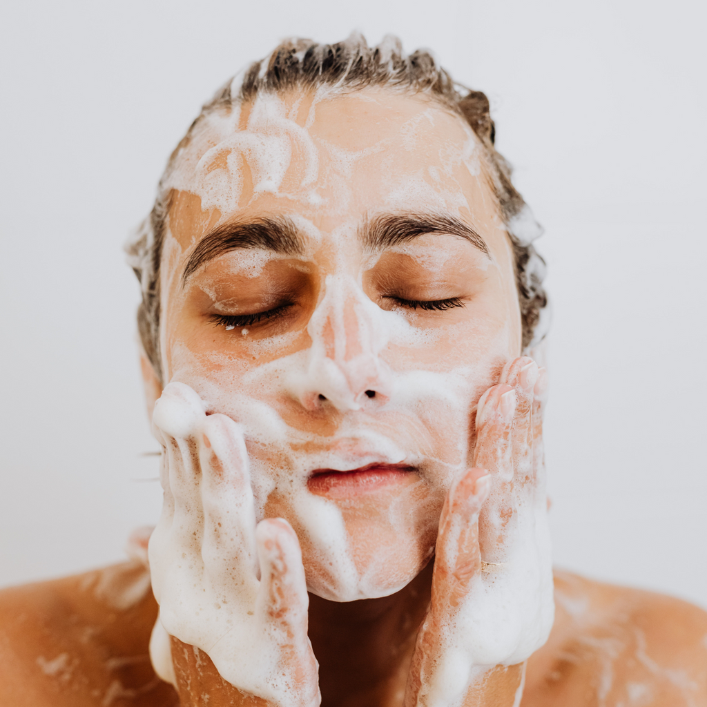 How to cleanse your skin?